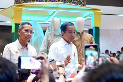 Presiden Jokowi bersama Pj Gubernur DKI Heru Budi Hartono. Foto Instagram
