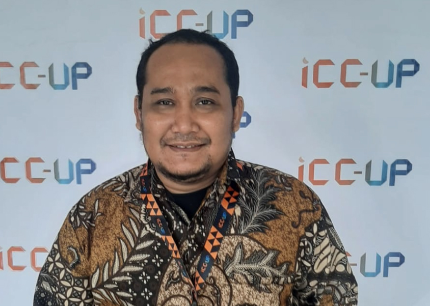 Umar Halim Hutagalung Universitas Pancasila Network Society Indonesia 3