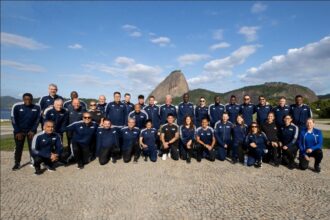 Indra Sjafri bergabung dengan direktur teknik terpilih lainnya dari asosiasi anggota dan konfederasi dari seluruh dunia di Kompleks Pelatihan Federasi Sepak Bola Brasil (CBF) di Rio de Janeiro untuk kloter pertama dari kursus selama 18 bulan.