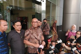 Kepala Kejaksaan Negeri Jakarta Selatan, Syarief Sulaeman Ahdi saat memberikan keterangan pers di kantornya, Jumat (26/5). Foto: Yudha Krastawan/IPOL.ID