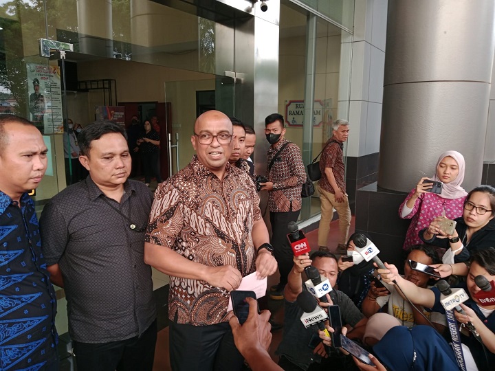 Kepala Kejaksaan Negeri Jakarta Selatan, Syarief Sulaeman Ahdi saat memberikan keterangan pers di kantornya, Jumat (26/5). Foto: Yudha Krastawan/IPOL.ID