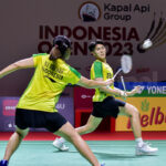 Pasangan Adnan Maulana/Nita Violina Marwah melawan ganda campuran China Zheng Si Wei/Huang Ya Qiong, pada ajang Kapal Api Group Indonesia Open 2023 di Istora Senayan, Selasa (13/6). (Alidrian Fahwi/ipol.id)