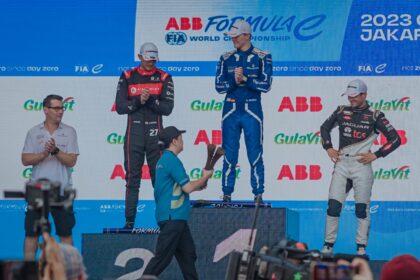 Pembalap Maserati MSG Racing Maximilian Gunther dari Jerman merebut juara 1 Gulavit Jakarta E-Prix 2023 seri ke-11, Minggu (4/6/2023).