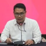 Plt Deputi Penindakan dan Eksekusi KPK, Asep Guntur dalam konferensi pers di Gedung Merah Putih, Jakarta, Senin (19/6) malam. Foto: Live streaming YT KPK RI