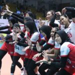Tim tuan rumah Indonesia memastikan maju ke semifinal Kejuaraan Bola Voli Putri Asia "AVC Challenge Cup 2023 for Women" usai menundukkan Australia 3-0 (25-20, 25-17, 25-16) pada babak kedua, di GOR Tri Dharma Gresik, Rabu (21/6/2023). Foto/PBVSI