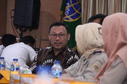 Ketua BPN Kota Depok saat hadir dalam rencana pemutakhiran data dan informasi Peta Lahan Baku Sawah (LBS) di Kota Depok, Jawa Barat. Foto: BPN Kota Depok