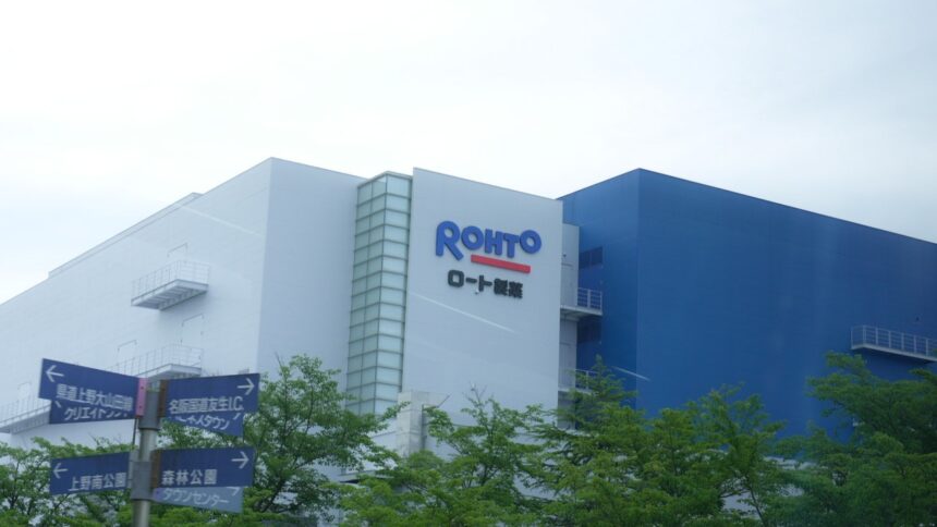 Salah satu lab Rohto di Jepang.