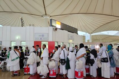 Jamaah haji Indonesia saat tiba di Bandara Internasional King Abdul Aziz Jeddah. Foto: Kemenag