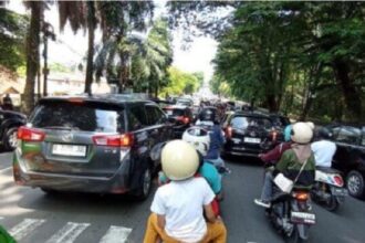 Tampak kondisi arus lalu lintas di sekitar Kebun Raya Bogor. Foto: Polri