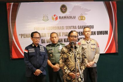 Menteri Koordinator Politik Hukum dan Keamanan (Menkopolhukam), Mahfud MD dalam Forum Koordinasi Sentra Penegakan Hukum Terpadu (Gakkumdu), di Balikpapan, Kalimantan Timur, Selasa (20/6). Foto: Humas Kemenkopolhukam
