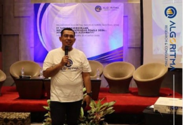 Direktur Eksekutif ALGORITMA Research and Consulting, Aditya Perdana. Foto: ALGORITMA (instagram)
