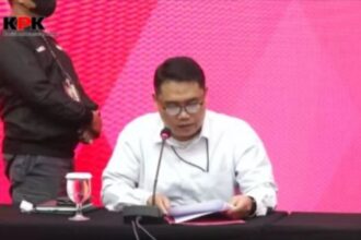 Direktur Penyidikan KPK, Asep Guntur di Gedung KPK, Jakarta Selatan, Senin (24/7). Foto: Live streaming YT KPK
