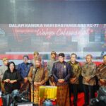Kapolri Jenderal Listyo Sigit dalam sambutan pagelaran Wayang Kulit dengan lakon Wahyu Cakraningrat di Lapangan Bhayangkara, Jakarta Selatan, Jumat (7/7) malam. Foto: Divisi Humas Polri
