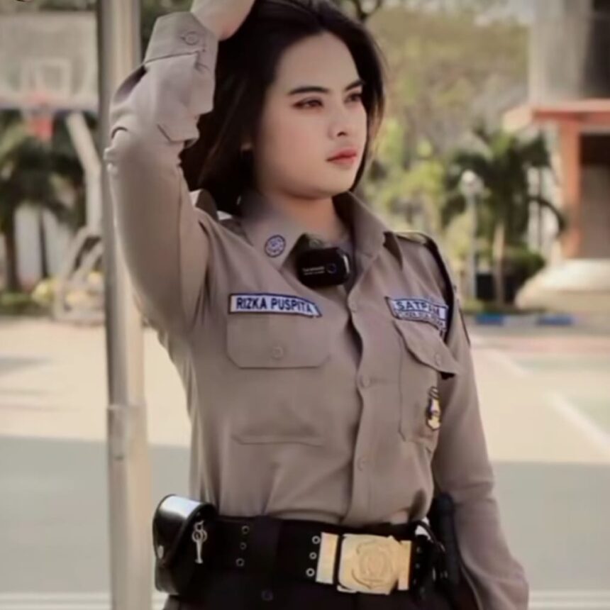 Viral security berparas cantik di Tiktok, Foto : Tangkap Layar Tiktok @imrzkxxc