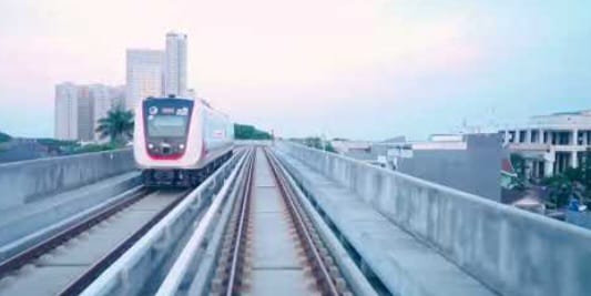 Light Rail Transit (LRT) Jakarta yang akan dilakukan uji coba terbatas. Foto: LRT