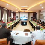 Rapat antara Kejaksaan Tinggi Aceh dengan pihak PT Perkebunan Nusantara I yang digelar di Kantor Kejati Aceh, Rabu (26/7). Foto: Don Kejaksaan Negeri Aceh Barat Daya