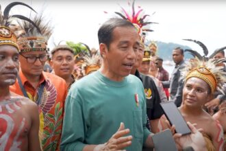 Presiden RI Joko Widodo (Jokowi) secara resmi membuka Papua Street Carnival, Jumat (07/07/2023), di Area Kantor Gubernur Papua, Kota Jayapura, Papua.