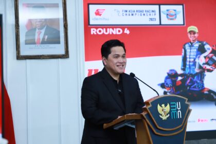 Menteri BUMN, Erick Thohir dalam sambutan penyerahan simbolis kerja sama PT Pertamina (Persero) dengan PT Pengembangan Pariwisata Indonesia (ITDC), di Kantor Kementerian BUMN, Jakarta Pusat, Kamis (13/7). Foto: Dok BUMN