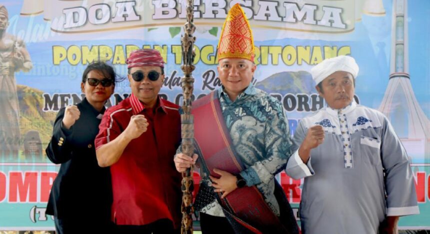 Bacaleg dari Pomparan Toga Aritonang mengajak untuk bertarung di Pemilu 2024 dengan mengedepankan azas sportivitas, rendah hati, jujur, adil tanpa melihat perbedaan, partai dan agama.