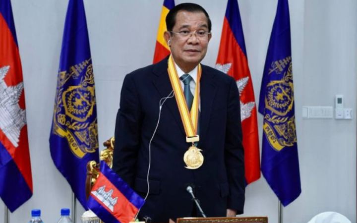 Perdana Menteri Hun Sen dengan partainya, Partai Rakyat Kamboja, memenangi pemilu setempat. Foto: Dewan Menteri