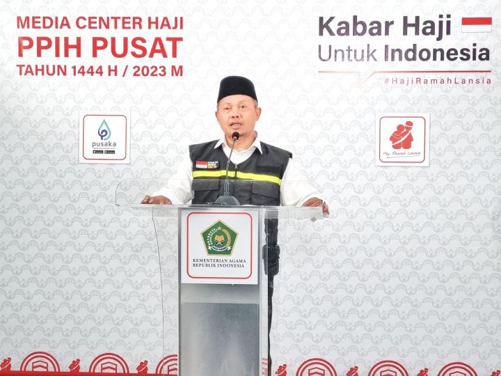 Koordinator Media Center Haji (MCH) PPIH Pusat, Dodo Murtado, dalam keterangan persnya di Jakarta. Foto: Kemenag