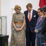 Raja dan Ratu Belanda melihat Keris Pangeran Diponegoro yg diserahkan Belanda pada 3 Maret 2020 lalu.