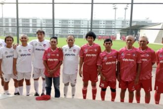 Legenda Timnas Indonesia gelar fun games di Stadion JIS / Foto/ipol