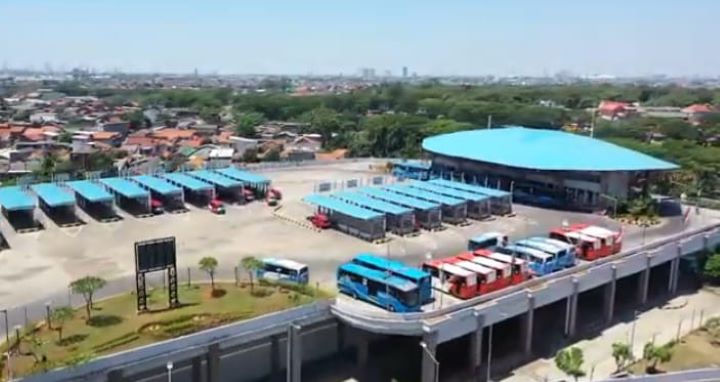 Terminal Pulogadung, Jakarta Timur. Foto: DroneFootageID (Tangkapan layar)