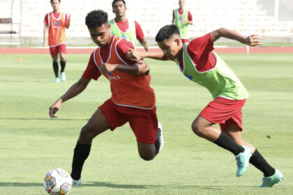 u17