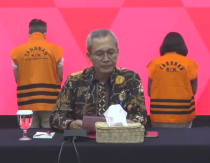 Wakil Ketua KPK, Alexander Marwata dalam jumpa pers di Gedung Juang KPK, Jakarta Selatan, Rabu (26/7). Foto: Live streaming KPK