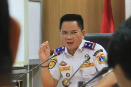 Kadishub DKI Jakarta, Syafrin Liputo menghimbau agar transportasi umum tidak dipasangkan alat peraga kampanye.(foto dok Dishub)