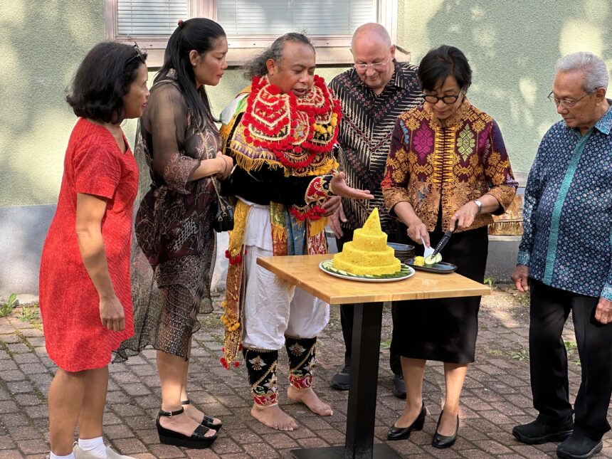 Dubes RiI untuk Finlandia merangkap Estonia, Ratu Silvy Gayatri saat meresmikan Bali restaurant