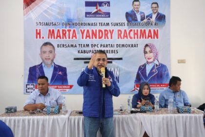 Bacaleg DPR dari Partai Demokrat, Marta Yandry Rachman menggelar pertemuan Sosialisasi dan Koordinasi bersama Team Dewan Pimpinan Cabang (DPC) Partai Demokrat Kabupaten Brebes dan 17 PAC, di Posko Team Sukses MYR di Brebes, Jawa Tengah. Foto: Partai Demokrat