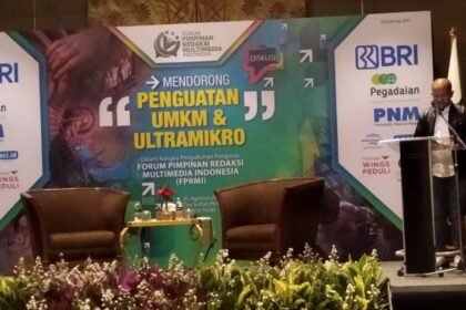 Sekjen FPRMI Muh Solihin saat memberikan kata sambutan diskusi bertema “Mendorong Penguatan UMKM dan Ultra Mikro” di Hotel Sultan Jakarta, Rabu (30/9). Foto: ipol.id