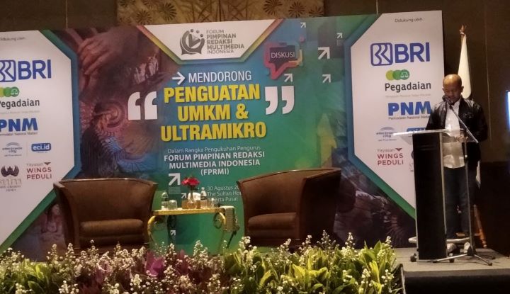 Sekjen FPRMI Muh Solihin saat memberikan kata sambutan diskusi bertema “Mendorong Penguatan UMKM dan Ultra Mikro” di Hotel Sultan Jakarta, Rabu (30/9). Foto: ipol.id