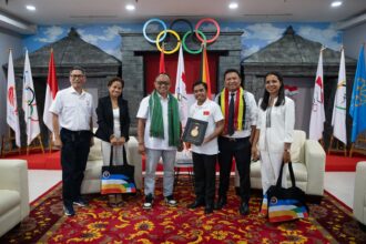 Komite Olimpiade Indonesia (NOC Indonesia) menerima kedatangan NOC Timor Leste pada Senin (31/07). Pertemuan tersebut membahas inisiasi kerja sama kedua negara dalam rangka memaksimalkan program Olympic Solidarity (OS).