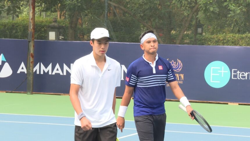 Ganda putra Indonesia Christhoper Rungkat dan Nathan Barki akhirnya berhasil tampil sebagai juara pada turnamen Amman BNI M25K World Tennis Tour seri pertama.