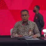 Kepala Bagian Pemberitaan KPK, Ali Fikri dalam jumpa pers di Gedung Merah Putih, Jakarta, 7 Juli 2023. Foto: Live streaming official_kpk (instagram)