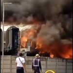 Kebakaran bangkai gerbong, Foto: Instagram @infobdgbaratcimahi