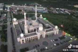 Korban program Sinisasi China adalah Masjid Doudian yang terletak di distrik Fangshan, Kota Beijing.