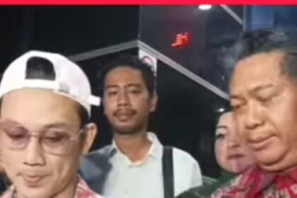 Densu saat ditemui di Polda Metro Jaya, Foto: Instagram @lambe_turah