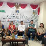 Pemerintah Kota Administrasi Jakarta Selatan melalui Suku Badan Kesatuan Bangsa dan Politik berkolaborasi bersama BPJS Kesehatan Cabang Jakarta Selatan, untuk memberikan edukasi seputar Program JKN pada Rabu (07/06) secara online dan offline.