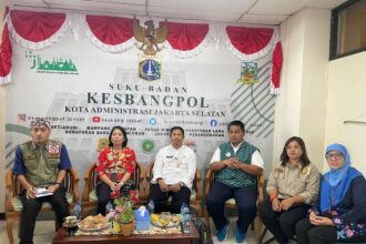 Pemerintah Kota Administrasi Jakarta Selatan melalui Suku Badan Kesatuan Bangsa dan Politik berkolaborasi bersama BPJS Kesehatan Cabang Jakarta Selatan, untuk memberikan edukasi seputar Program JKN pada Rabu (07/06) secara online dan offline.