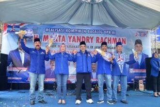 Bacaleg DPR dari partai Demokrat Dapil IX Jawa Tengah, H. Marta Yandry Rachman hibahkan 4 unit Ambulan kepada masing-masing Ketua DPC di Dapil IX Jawa Tengah dan 1 anggota DPRD Provinsi Jawa Tengah.