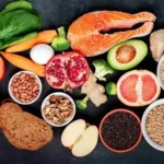 Pola makan yang sehat melibatkan konsumsi beragam makanan seperti buah-buahan, sayuran, biji-bijian, protein nabati dan hewani yang rendah lemak, serta lemak sehat seperti omega-3 yang ditemukan dalam ikan dan kacang-kacangan. Foto/dok/ipol