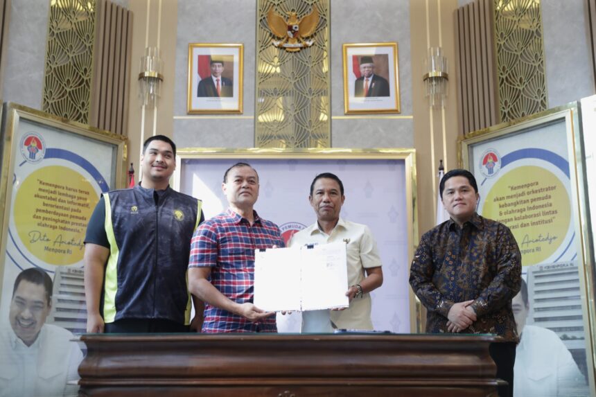 Menpora-Dito-Saksikan-Penandatanganan-Perjanjian-Kerja-Sama-Bantuan-Rp-399-5-Miliar-Untuk-Timnas-Indonesia-dan-Piala-Dunia-U-17. Foto/kemenpora