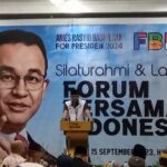 Presidium Forum Bersama Indonesia (FBI ),Riano P Achmad saat menyampaikan pidatonya di acara peresmian di hotel Mega Anggrek, Jakarta Barat.(foto Sofian/IPOL.id)
