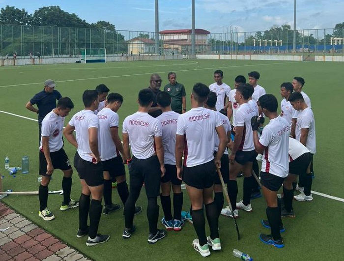 Timnas Hoki Indoor Putra dan Putri Indonesia menjalani Trainning Camp (TC) dan serangkaian uji coba di Malaysia selama sebulan. Foto/ist