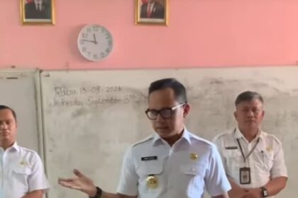 Wali Kota Bogor Datangi SDN 1 Cibeureum, Foto: Instagram, @terang_media (tangkap layar)