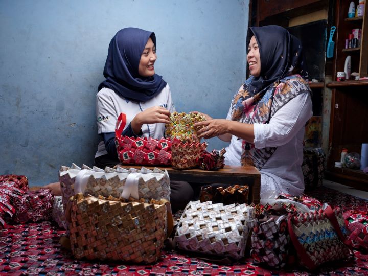 PT Permodalan Nasional Madani (PNM) secara konsisten mendorong karyawan PNM untuk tetap meningkatkan skill untuk tingkatkan pelayanan kepada nasabah. Foto: PNM